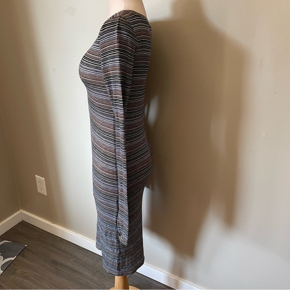 BCBGMAXAZRIA Bodycon Midi Dress - Picture 3 of 9